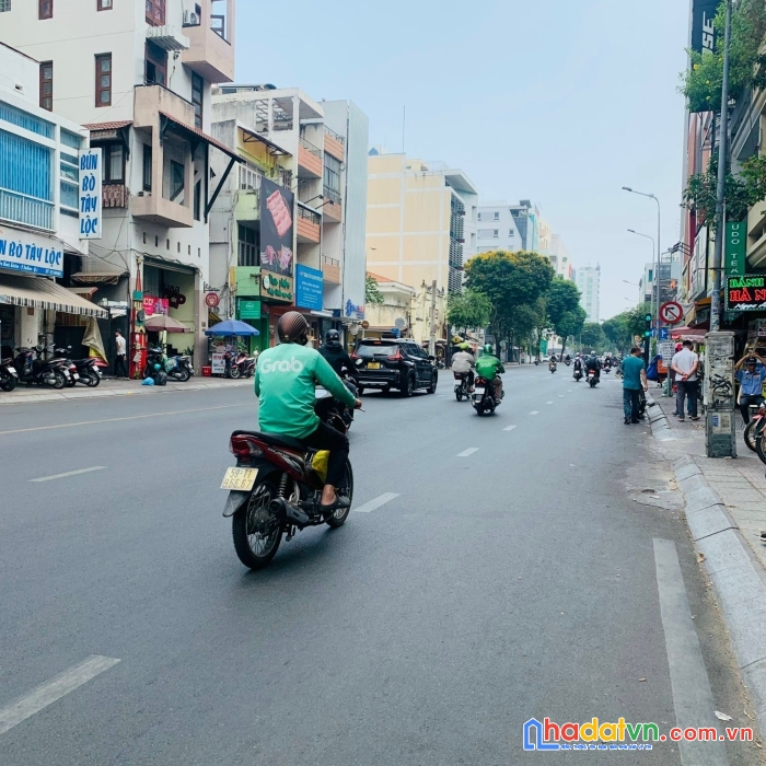 Bán tòa nhà góc 2mt nguyễn bỉnh khiêm. phường đakao . quận 1