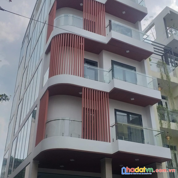 Cho thuê mtnb lê văn sỹ phường 14 quận 3 ngang 5.5m