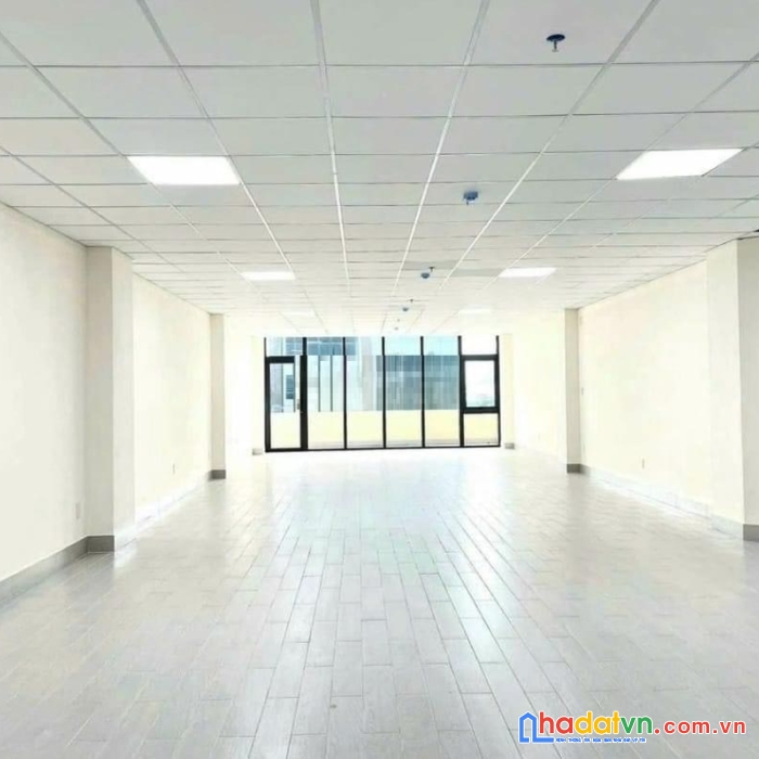 Cho thuê mtnb lê văn sỹ phường 14 quận 3 ngang 5.5m