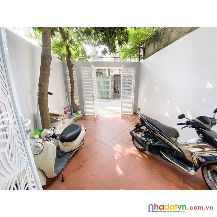 Cho thuê nhà oto đỗ cửa 3 ngủ trong ngõ âu cơ , tây hồ, hn, 24 triệu/th.