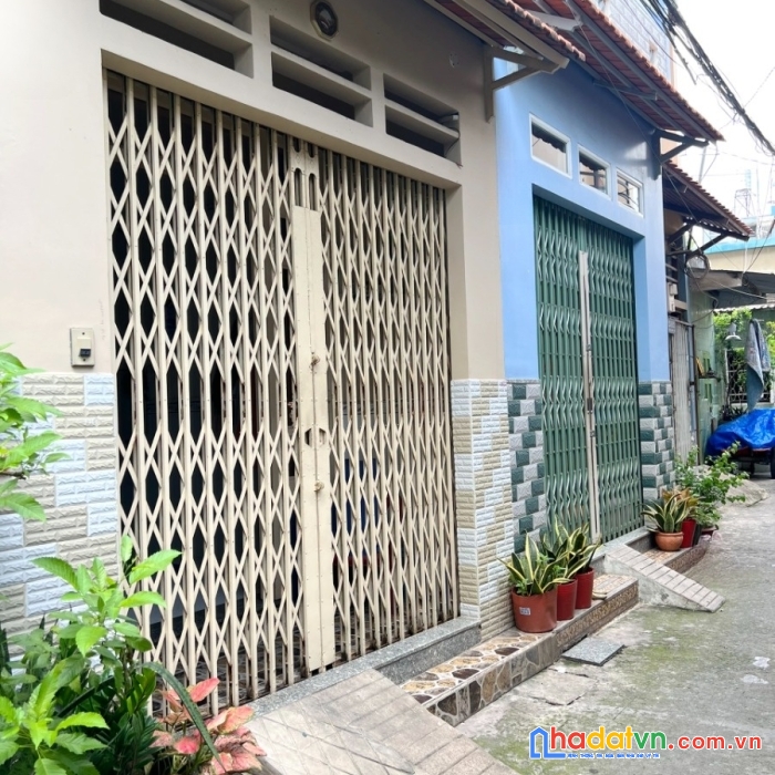 Cho thuê nhà 2 tầng hẻm 125 nguyễn thị tần p2q8 - giá : 11 triệu