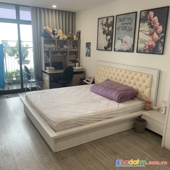 Chủ nhà chuyển nơi ở, cần chuyển nhượng căn hộ tại tòa discouvery complex 302 cầu giấy