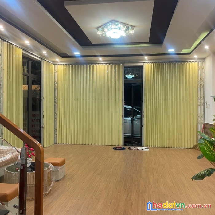 Nhà 3 tầng-lô góc-2 mặt đường 7,5m và 5,5m-trung tâm-khuê trung-cẩm lệ-đà nẵng-chỉ 5 tỷ