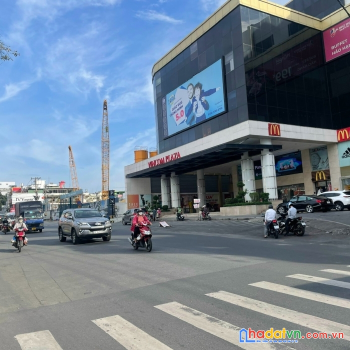Cho thuê nhà mặt tiền 1 trệt 1 lầu đường võ văn ngân, thủ đức.