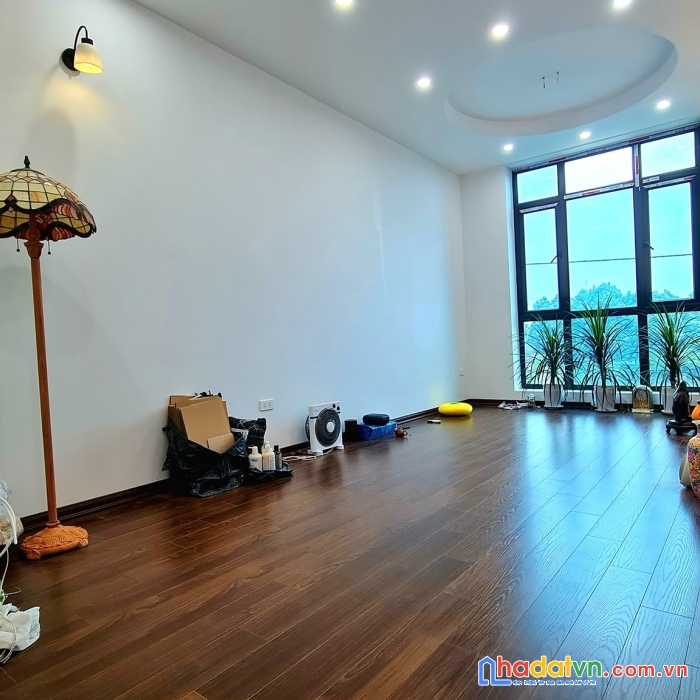 Nhà đẹp nguyễn xiển - thanh xuân 31,3m x 5 tầng giá chỉ 3.15 tỷ