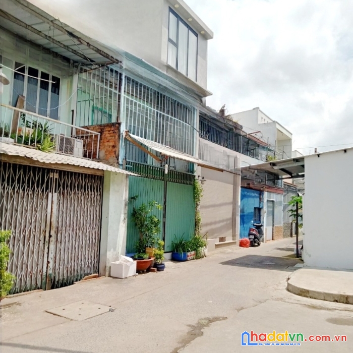 Nhà bán 2 mặt hẻm thông phạm thế hiển p6q8 - giá : 5 tỷ