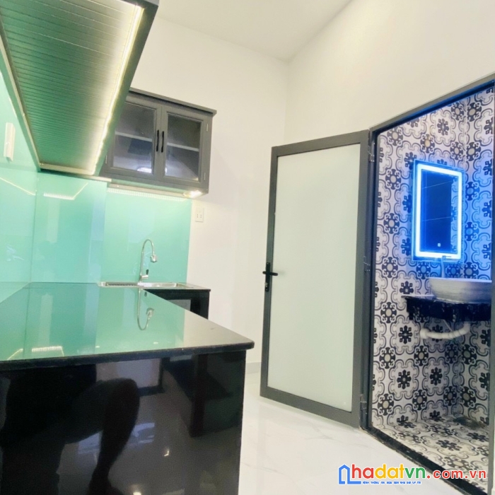 Nhà mới 3 tầng hẻm thông dương bá trạc p2q8 giá 3 tỷ 790