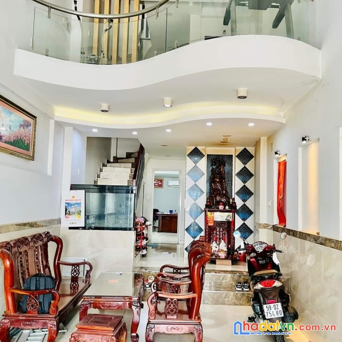 Bán nhà mặt tiền hoàng thiếu hoa tân phú, 6 tầng thang máy, 4.1x21, chỉ 11.95 tỷ