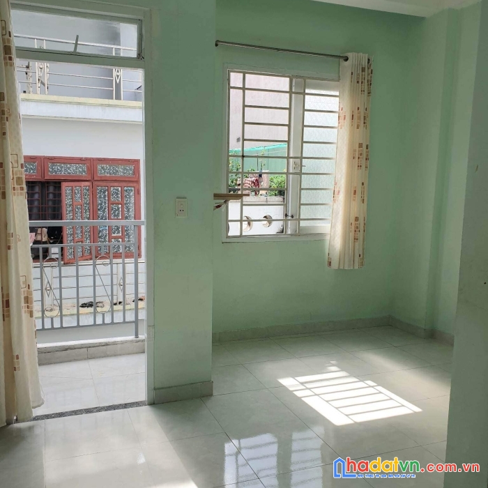 Bán gấp nhà 5 tầng hxh, đường 3.2, q10, tn 40 triệu, 11pn, 11wc, nở hậu, 62m2, 10.6 tỷ 