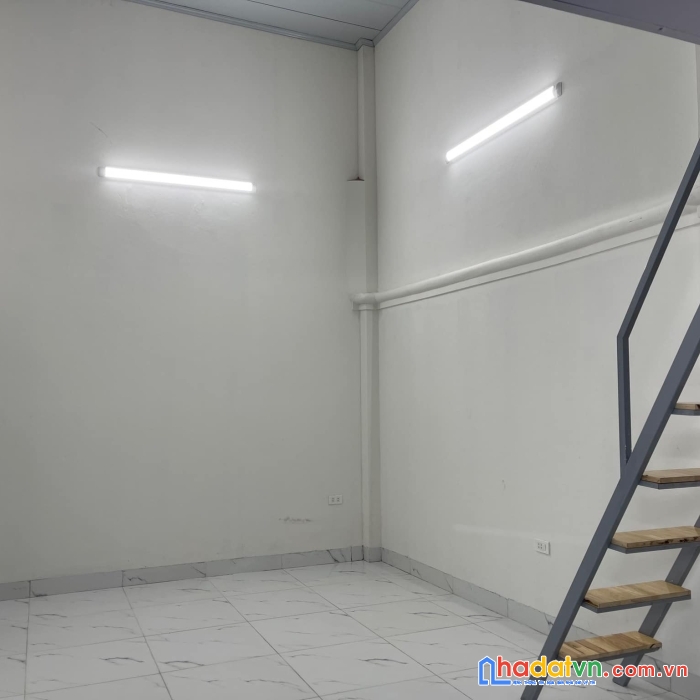 Cho thuê căn hộ gia đình gác xép vip, huỳnh cung, tam hiệp