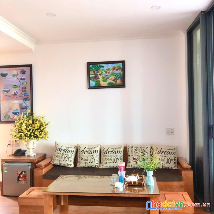 Xuất ngoại bán khách sạn mặt tiền trần phú, 10x20 210m2 đang kinh doanh, bãi tắm biển, chợ đêm 500m