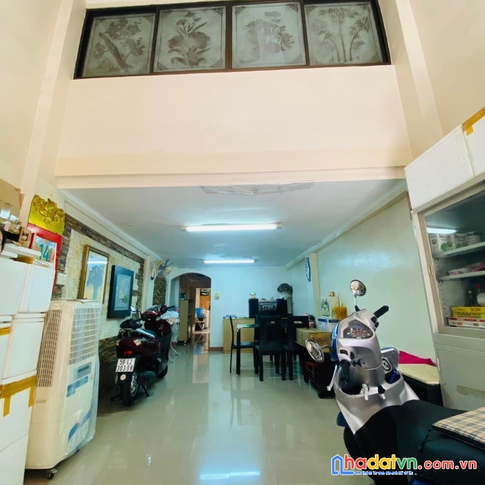 Bán nhà hẻm rộng sát mặt tiền đường nguyễn trãi p11 quận 5 dt 79m2 2 tầng giá 8.2 tỷ