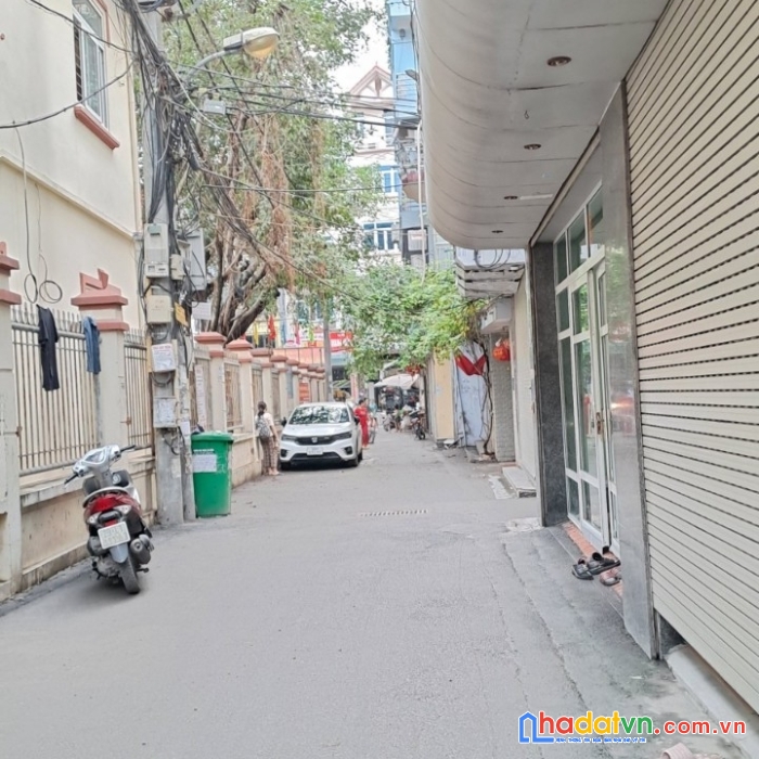 Bán nhà mễ trì, 40m, 5t, hơn 4 tỷ, cạnh nhà văn hóa, ô tô, ngõ thông, kd nhỏ
