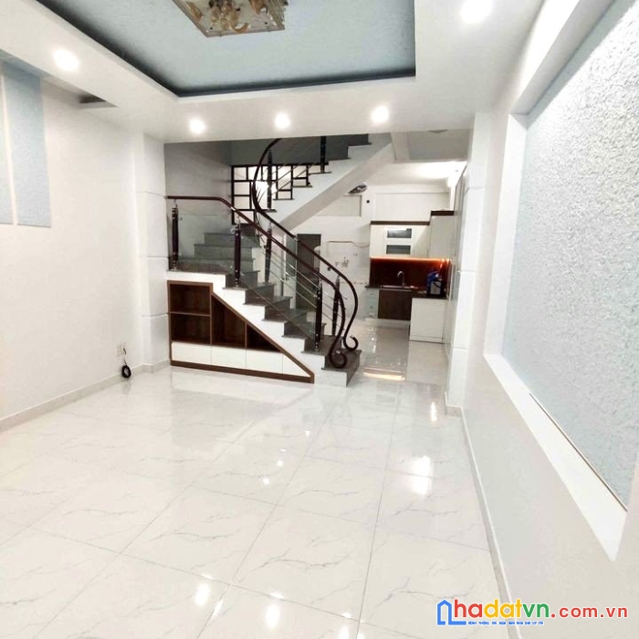 Chính chủ cần bán gấp nhà sau nhà mặt đường miếu hai xã, lê chân, hải phòng.
