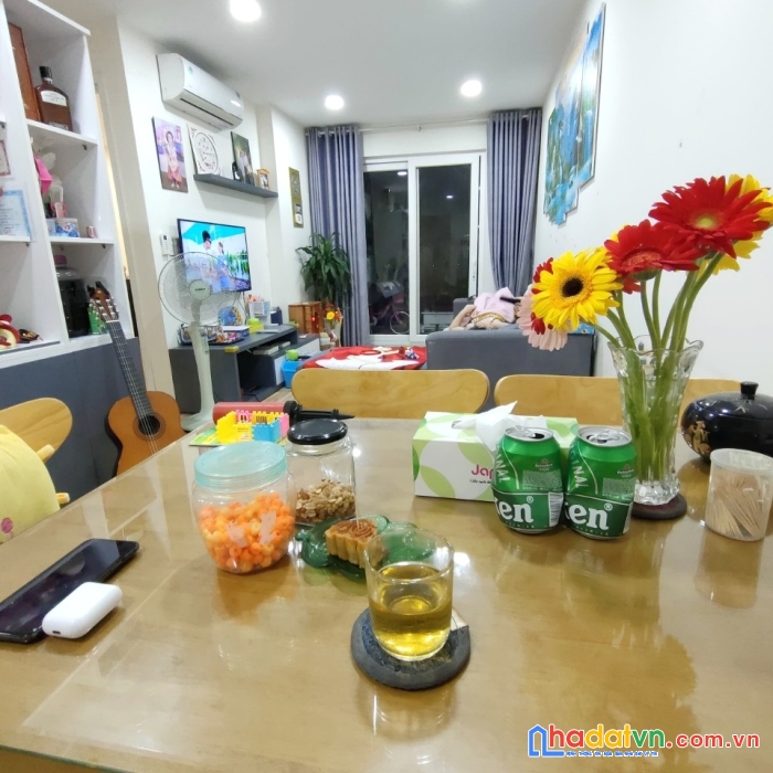 Bán căn hộ citygate , block a2, lầu 7. giá 2 tỷ 200 thương lượng