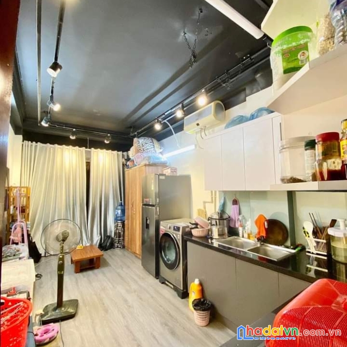 Chính chủ sang nhượng tmv, spa tại 91 hoàng quốc việt