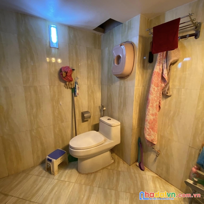 Bán nhà dòng tiền mạnh chùa láng đống đa 76m 5 tầng 20m ra mặt phố giá 4.9 tỷ