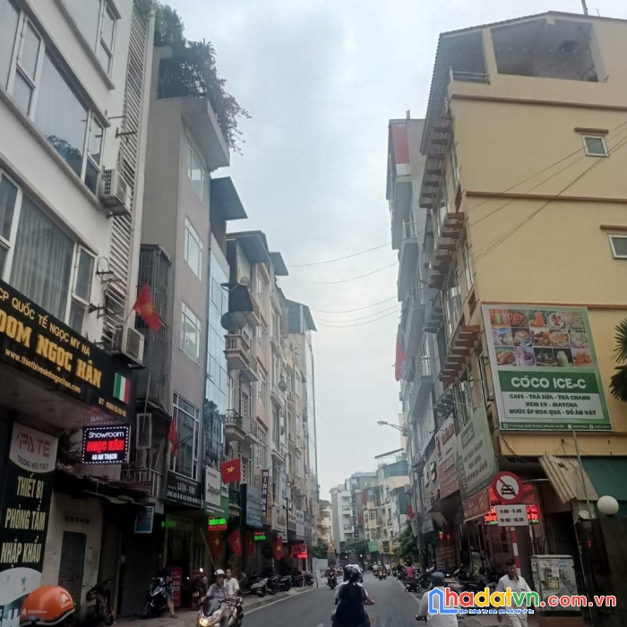 Bán đất 111m mặt tiền 7m nở hậu gần ngã 3 hào nam đống đa 42 tỷ