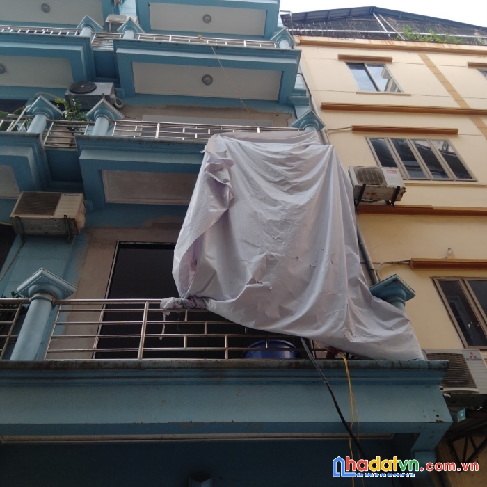 Cho thuê nhà làm văn phòng cty tại ngõ 34/4 số nhà 2 đường nguyễn thị định.