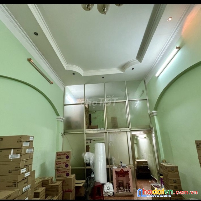Bán gấp nhà trung tâm quận 5, dt 68.7m2, đường trần hưng đạo, p6