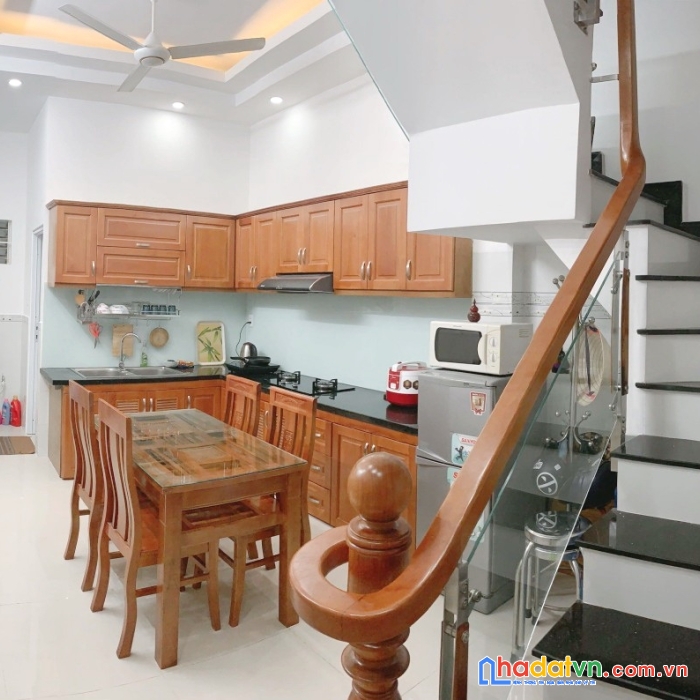 Nhà bán 4 tầng hẻm thông sát mt dương bá trạc p1q8 - giá 6.2 tỷ