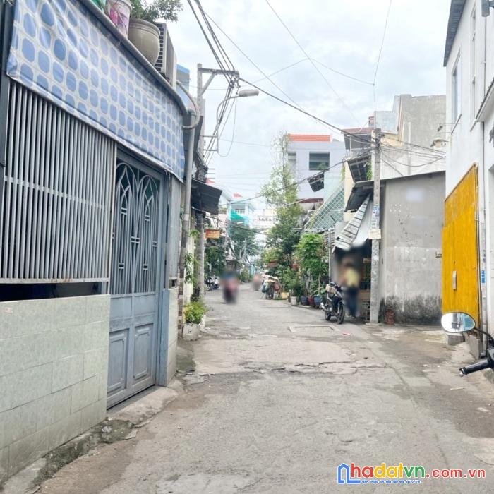 Nhà 2 tầng mới, vị trí đẹp âu dương lân p3q8. giá 3,6 tỷ tl