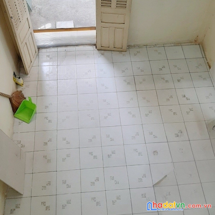 Cho thuê nnc hẻm 80 trần nguyên hãn p13q8. giá 7,5 triệu