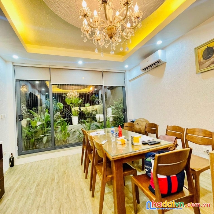 Cho thuê nhà nguyên căn nghĩa đô, cầu giấy, 75m, 3 tầng. 4 ngủ, ô tô, kd. 17tr