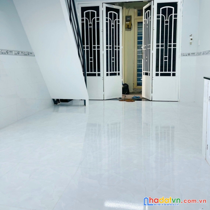 Nhà 3 tầng hẻm 330 âu dương lân phường 3 quận 8 - giá 3 tỷ