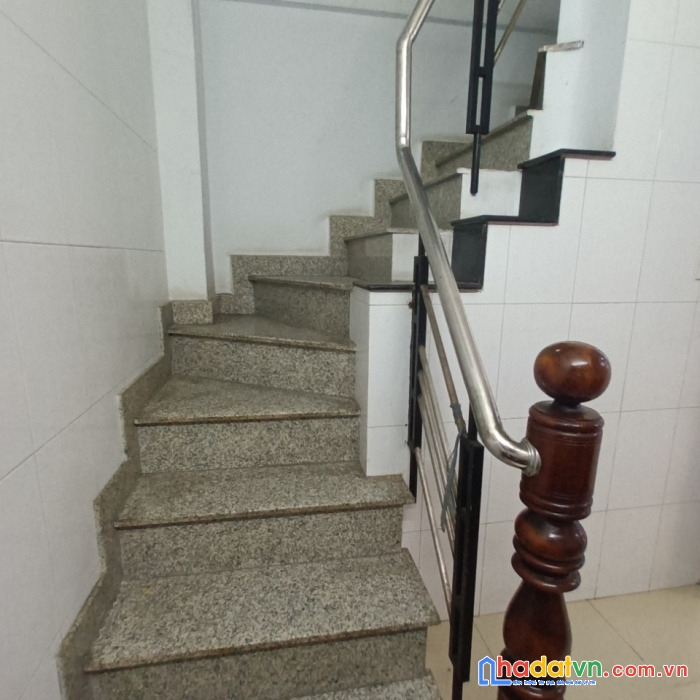 Hòa bình nhà 5 tầng btct - 30m2 - hẻm 6 m thông - chủ gấp bán 5 tỷ 2