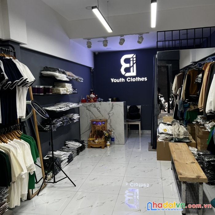 Cần chuyển mb  lớn nên sang nhượng lại mb  hẻm, đang kinh doanh thời trang lượng khách ổn định
