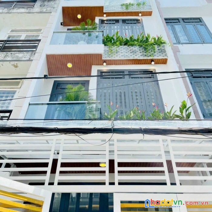 Giảm 300 triệu bán nhà diện tích khủng phường 14 gò vấp giá 5.4 tỷ