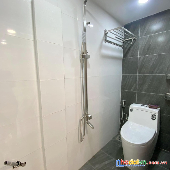 Nhà bán mới hẻm 314 âu dương lân p3q8 - giá 3.6 tỷ (thương lượng)