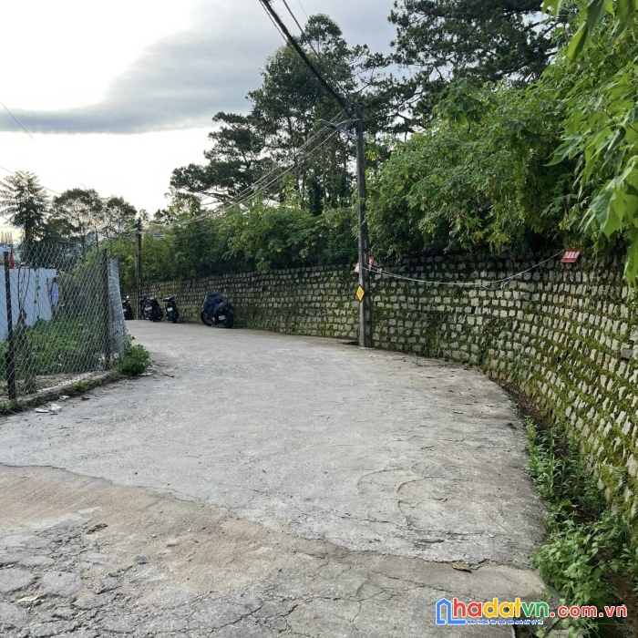( gấp gấp ) cần tiền bán gấp đất xd thích hợp xây khách sạn đường mai hắc đế, đà lạt giá 8.3 tỷ
