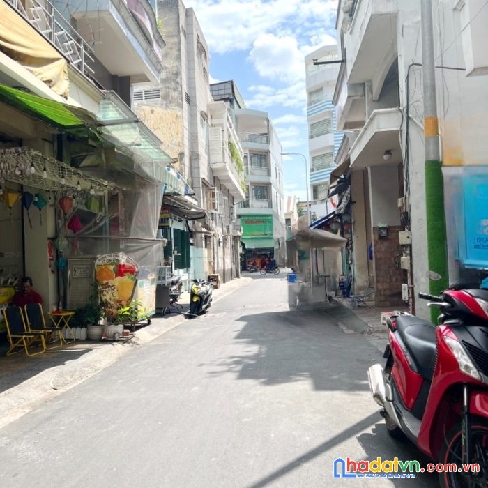 Nhà góc 5 tầng mặt tiền đường phú định p11q5 - giá : 13.5 tỷ