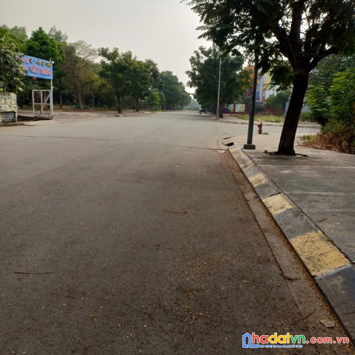 Bán nhà mặt tiền tô ngọc vân, 100m2 ngang trên 10m2 chỉ 6 tỷ., linh đông thủ đức.