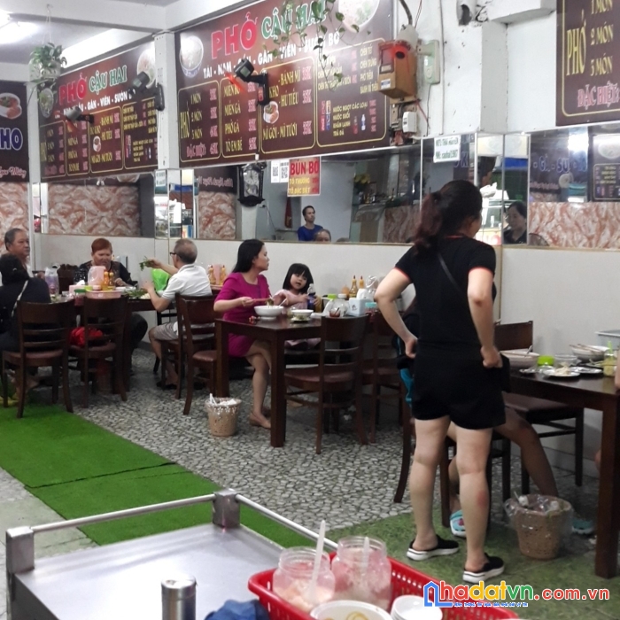 Cần sang quán phở gấp. chủ qua nước ngoài làm việc.sđt: 0967694966