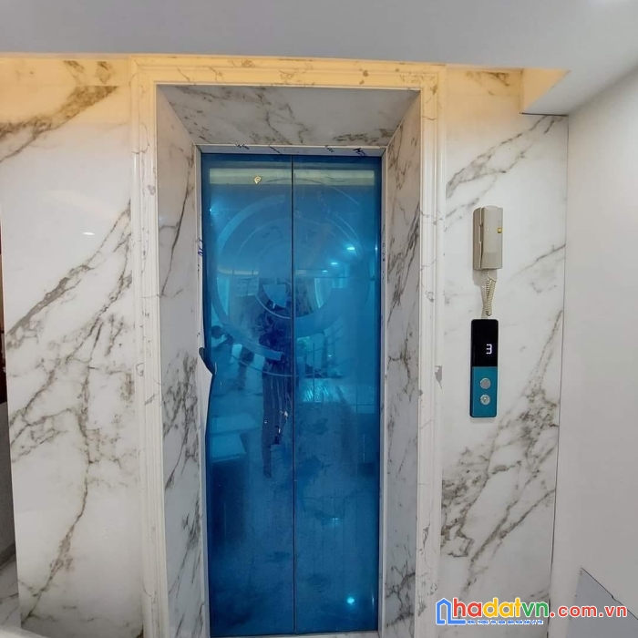 Bán nhà nhân hòa 45m x 7 tầng, mt: 3.7m, ô tô vào nhà, thang máy êm ru