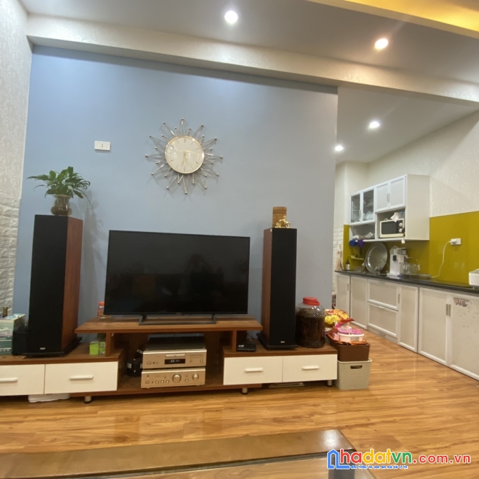 Bán gấp căn hộ tầng trung kim văn kim lũ 65m2 giá 1 tỷ3x