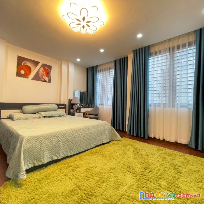 Bán nhà mặt phố triệu việt vương, hai bà trưng, 70m, 7 tầng, mt 5.2m. giá: 40 tỷ