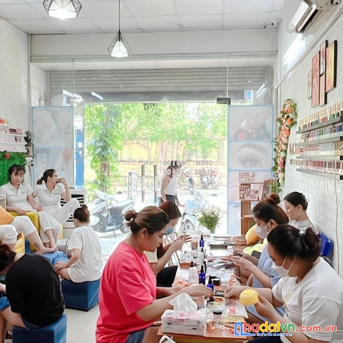 Định cư nước ngoài cần sang lại tiệm nail tiệm tại q9, tp hồ chí minh