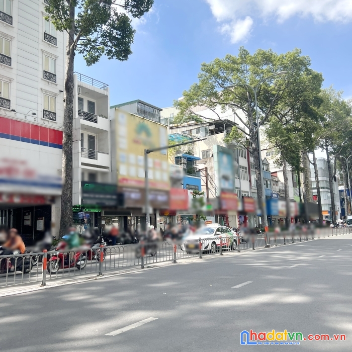 Cho thuê nhà mới 3 tầng mặt tiền kinh doanh đường 3/2 p12q10 - 60 triệu