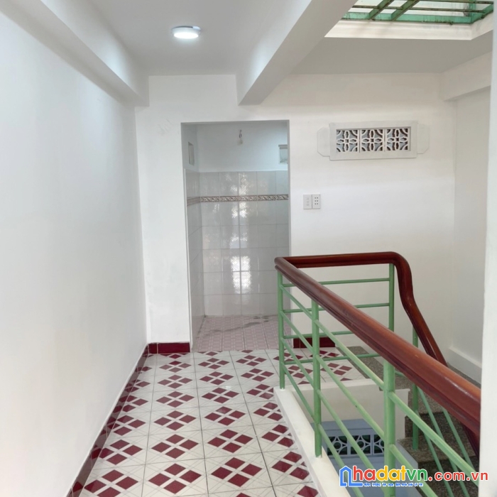 Bán nhà mới 5 tầng hẻm xe tải đường sư vạn hạnh p9q5 - giá 9.5 tỷ
