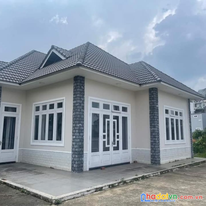 ( gấp quá rồi ) bán gấp biệt thự đẹp mặt tiền đường tô vĩnh diện, đà lạt 727m2 giá 42 tỷ -> 30 tỷ