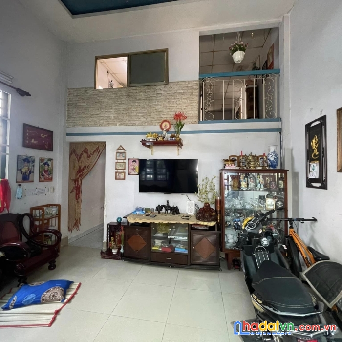 Bán gấp nhà hẻm 6m - gần 70m2 - nhà 2 sẹc- đỗ nhuận,tân phú - nhỉnh 5 tỷ