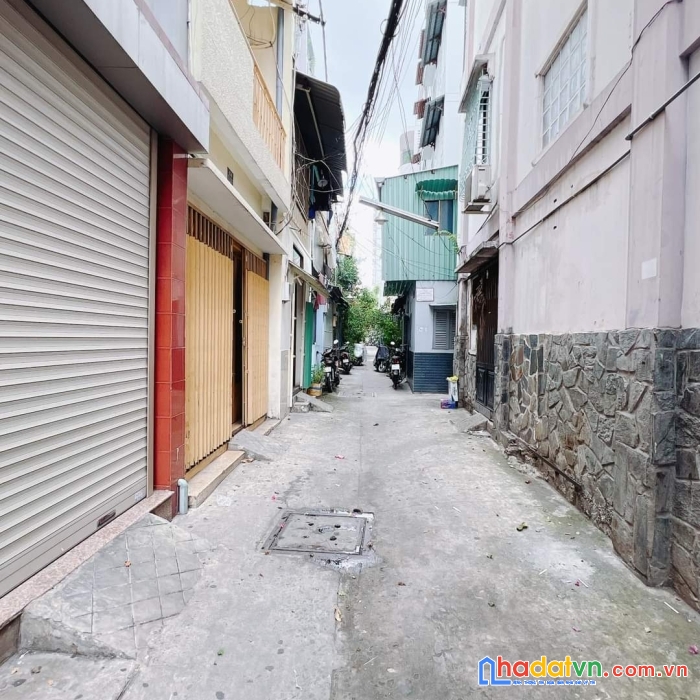 Ngon - bổ - 1bước ra mt trần hưng đạo - 4 lầu - mới - an ninh - hộ khẩu quận 1