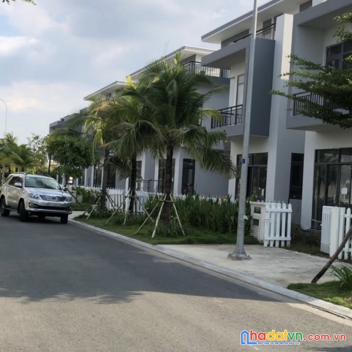 Chính chủ cần cho thuê nhà mặt tiền hxh 120m2 gần chợ đức hòa