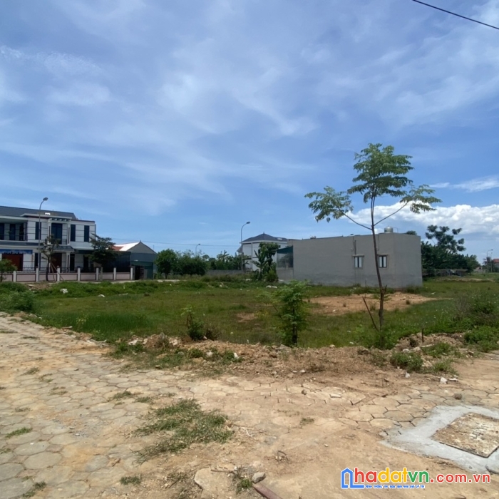 Sầm sơn 125m2 nhỉnh 1 tỷ đối diện sungroup - mặt đường duyên hải ven biển