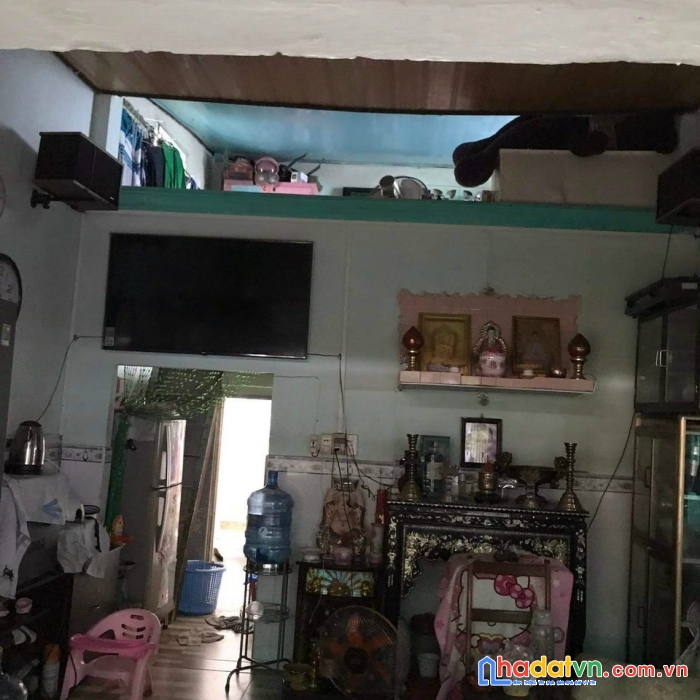 Bán nhà rẻ cấp 4 q4 đoàn văn bơ ngang 4x 12.75m hơn 3 tỷ