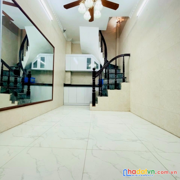 Nhà nhỏ đẹp xinh 4 tầng giá 1.5 tỷ dành cho gia đình ít người ở và cho các bạn sinh viên mua nhà ở
